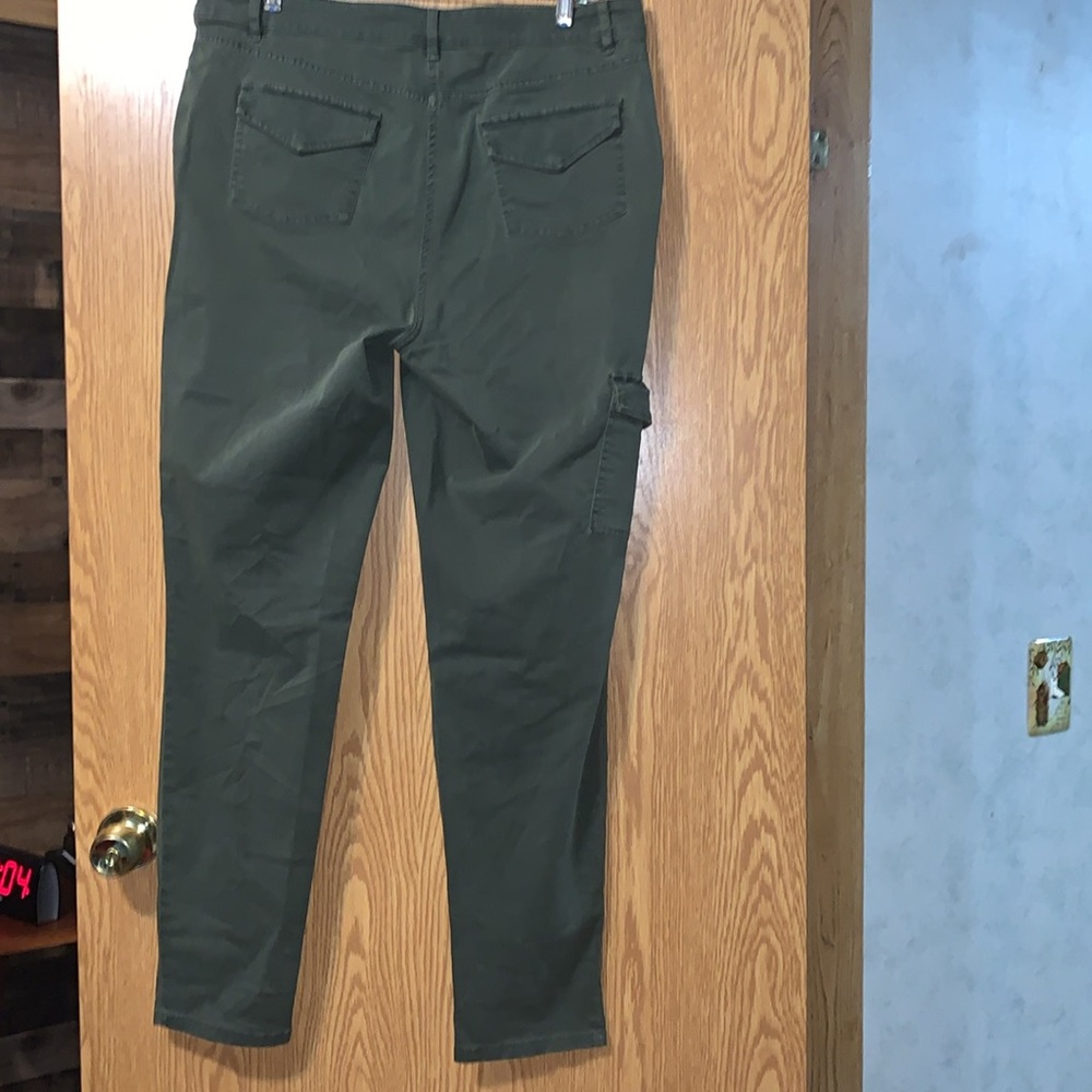 J.Jill cargo pants straight leg - Picture 2 of 7
